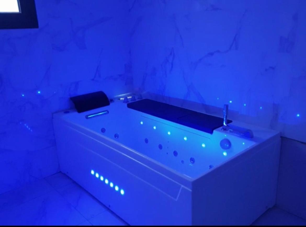 Magnifique Appart Avec Jaccuzi Apartment Criel-sur-Mer Bagian luar foto